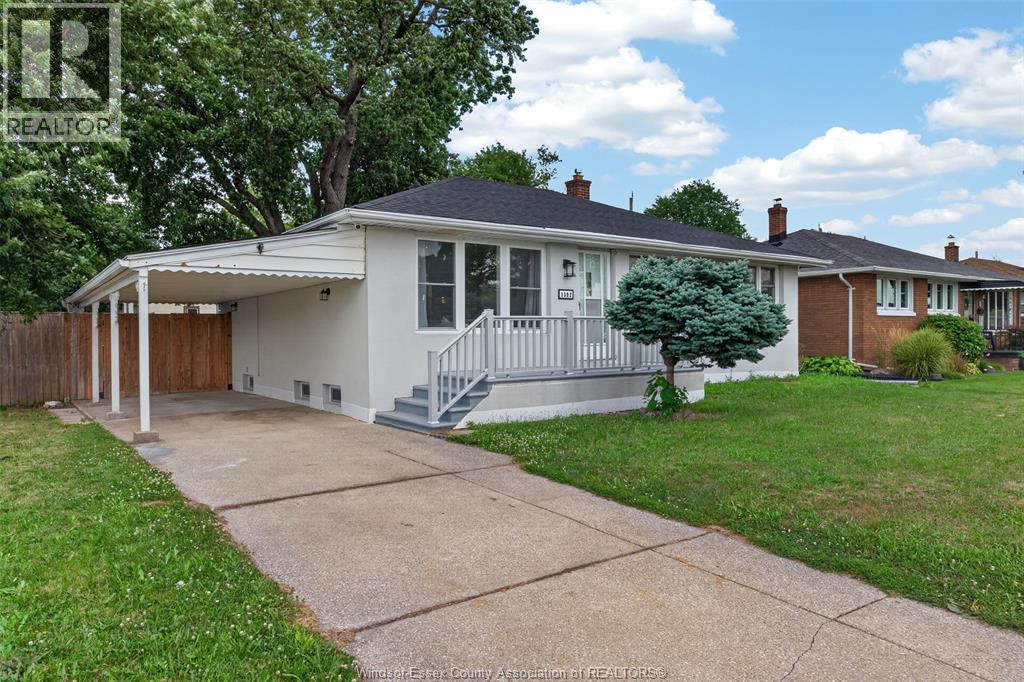 1302 Josephine, Windsor, Ontario