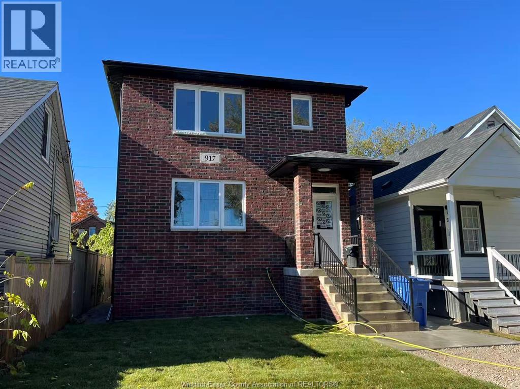917 Mckay AVENUE Unit# Front-Room 1-5, Windsor, Ontario