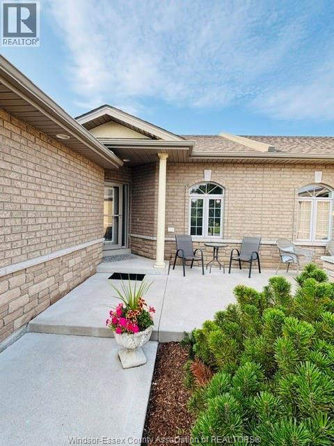 6114 Tiburon Crescent, Windsor, Ontario  N9J 3Y7 - Photo 4 - 26017746
