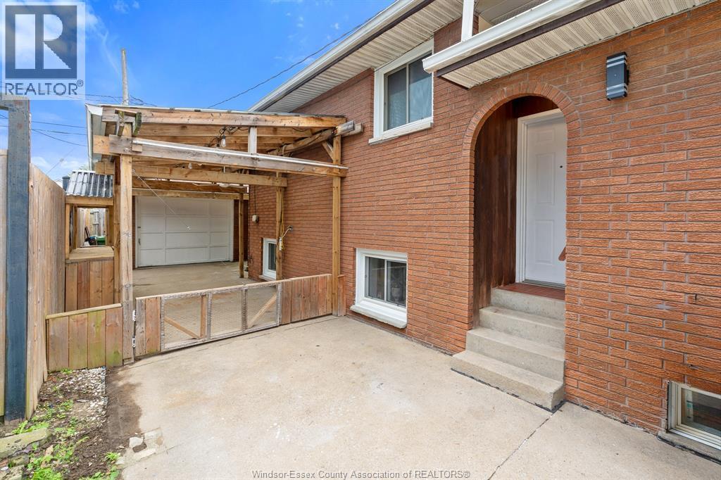 1491 Ellrose Avenue, Windsor, Ontario  N8Y 3X4 - Photo 5 - 26017761