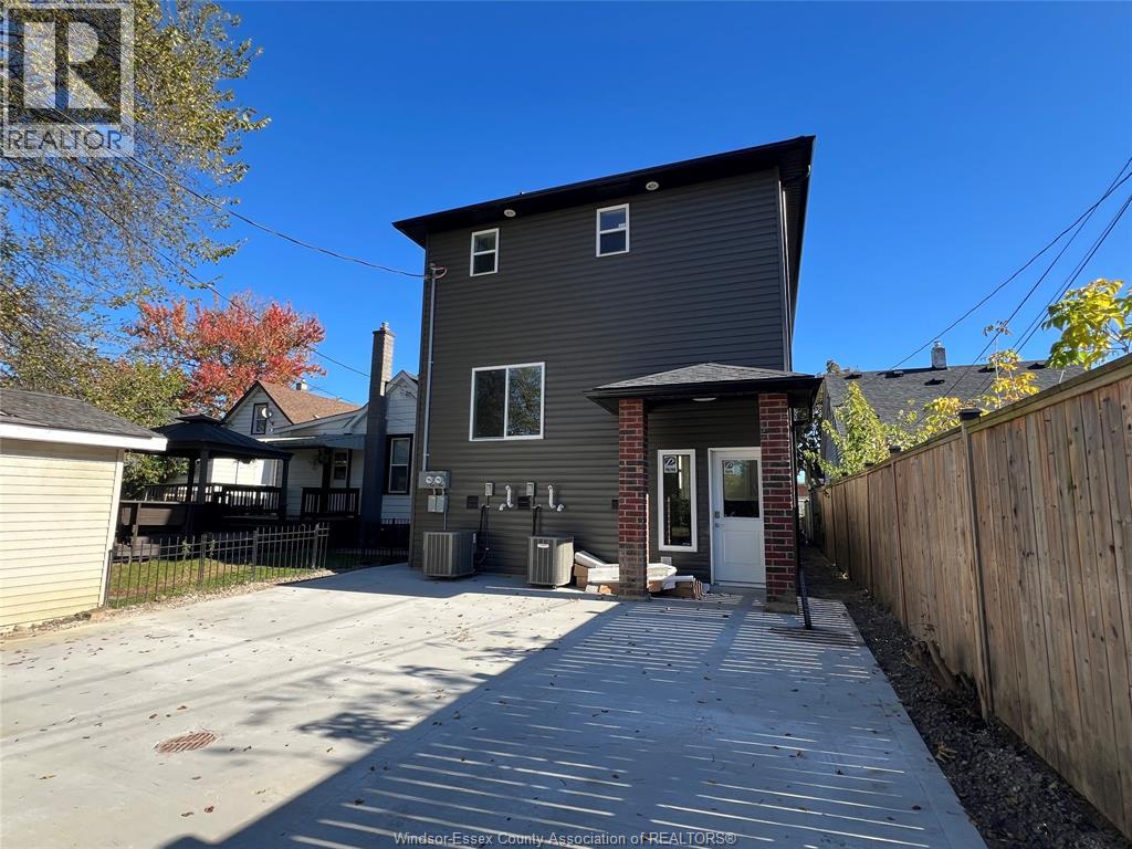 917 Mckay Avenue Unit# Back Room 1, Windsor, Ontario  N9B 2A4 - Photo 3 - 26017763