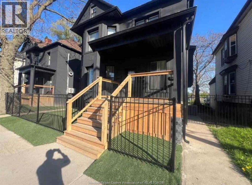 429 WYANDOTTE Unit# MAIN, Windsor, Ontario