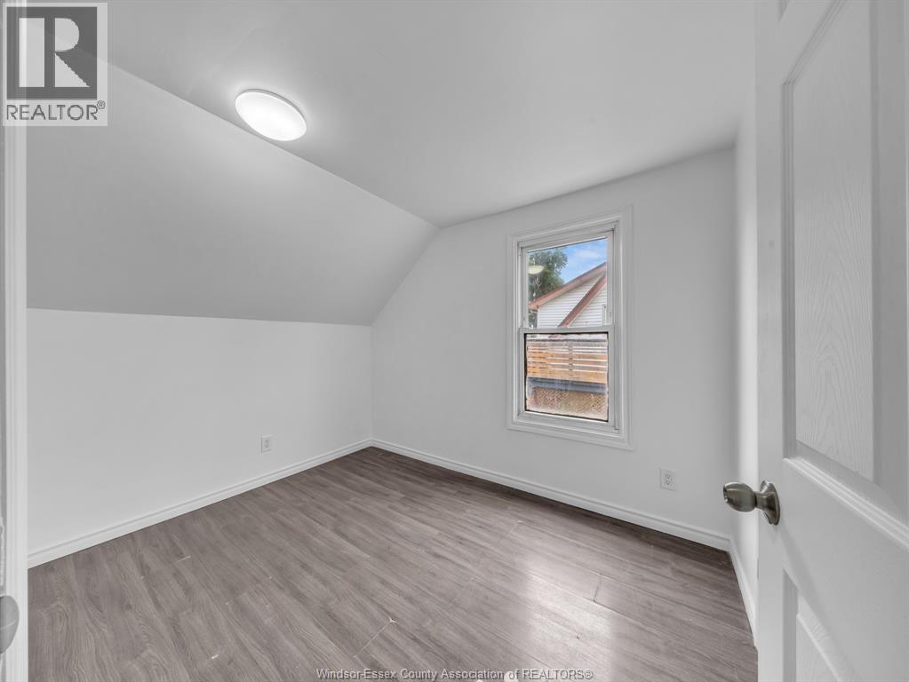 1096 Hall, Windsor, Ontario  N9A 2M7 - Photo 27 - 26017702