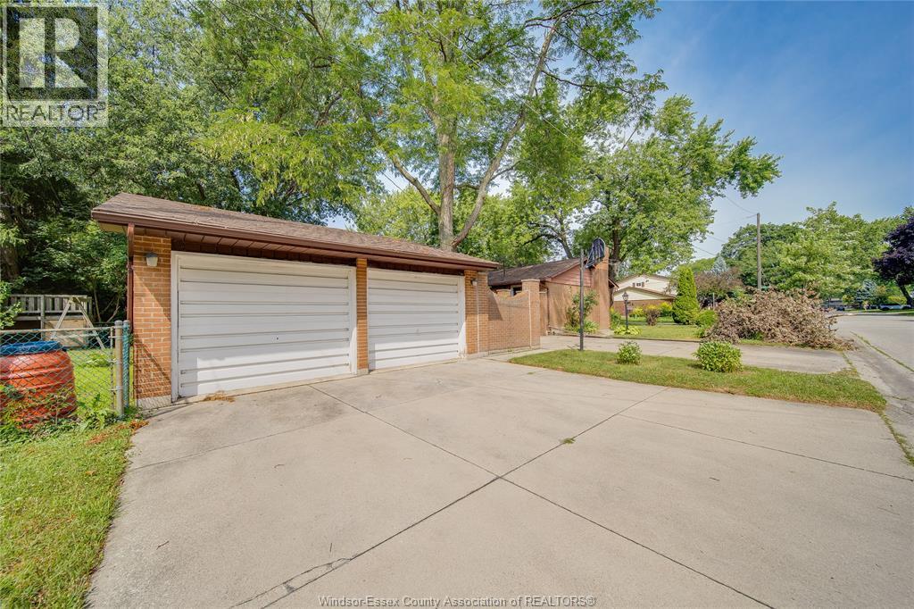 2979 Orion Crescent, Windsor, Ontario  N9E 2Z3 - Photo 29 - 26017623