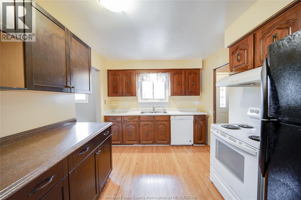 2979 Orion Crescent, Windsor, Ontario  N9E 2Z3 - Photo 7 - 26017623