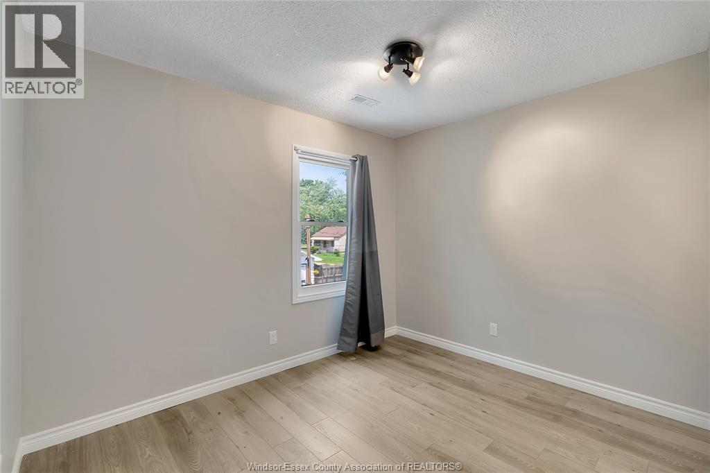 3612 Girardot Street, Windsor, Ontario  N8C 1W5 - Photo 19 - 26017789