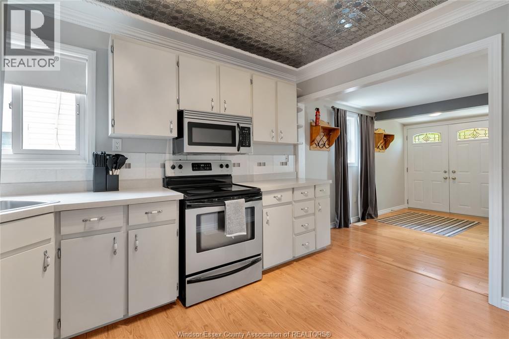 3612 Girardot Street, Windsor, Ontario  N8C 1W5 - Photo 9 - 26017789