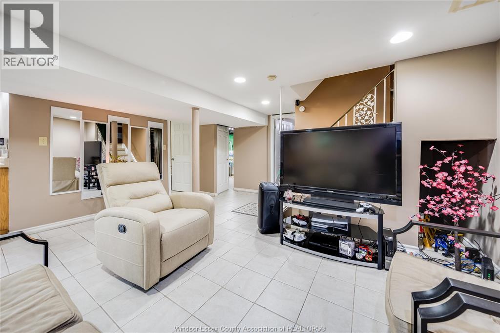 2075 Ottawa Street, Windsor, Ontario  N8Y 1R6 - Photo 17 - 26017617