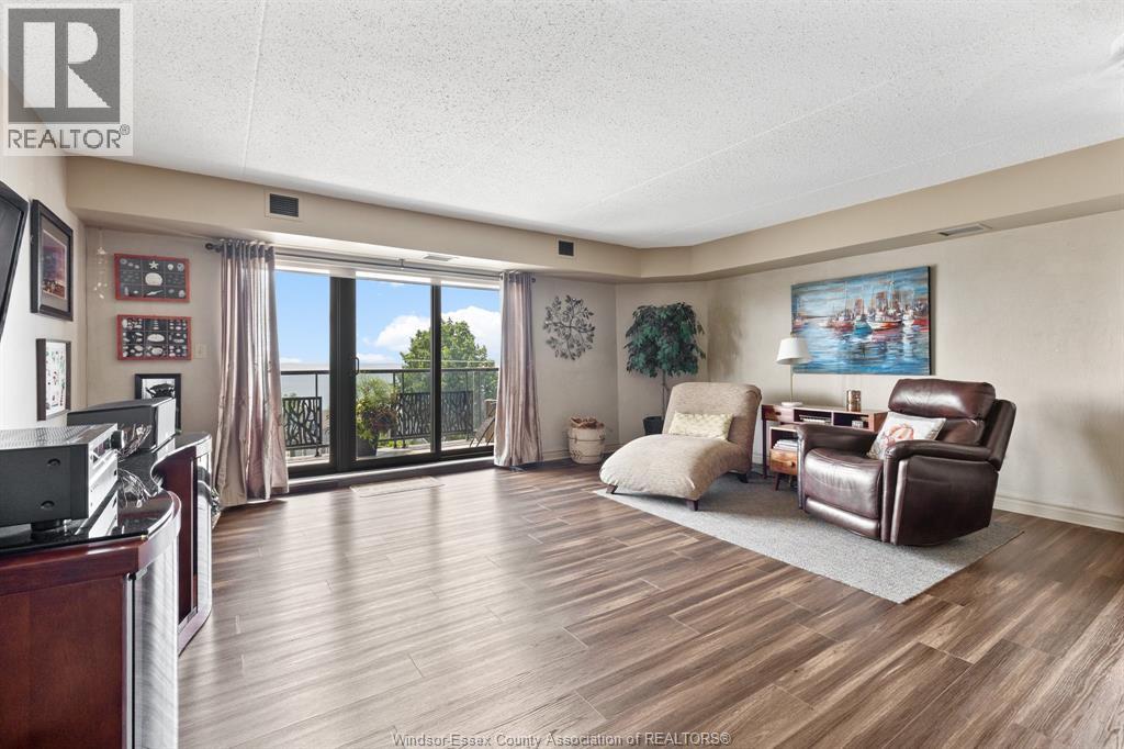 109 Robson Unit# 403, Leamington, Ontario  N8H 3V4 - Photo 3 - 26017818