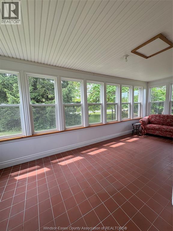 949 East West Rd, Pelee Island, Ontario  N0R 1M0 - Photo 30 - 26017558