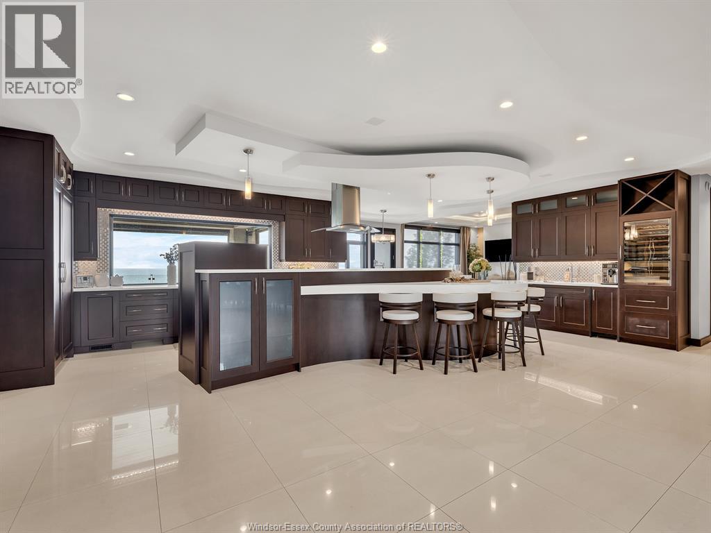 320 Seacliff Drive West, Leamington, Ontario  N8H 4E1 - Photo 19 - 26017816