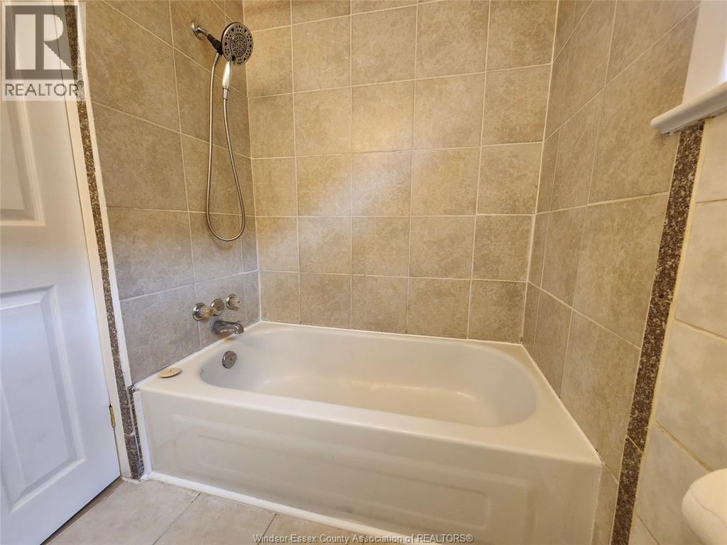 1163 Josephine, Windsor, Ontario  N9B 2L6 - Photo 9 - 26017839