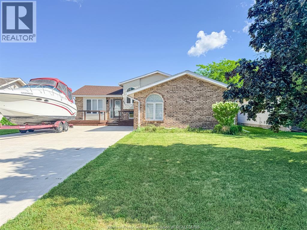 62 TOWNSVIEW ST, Essex, Ontario