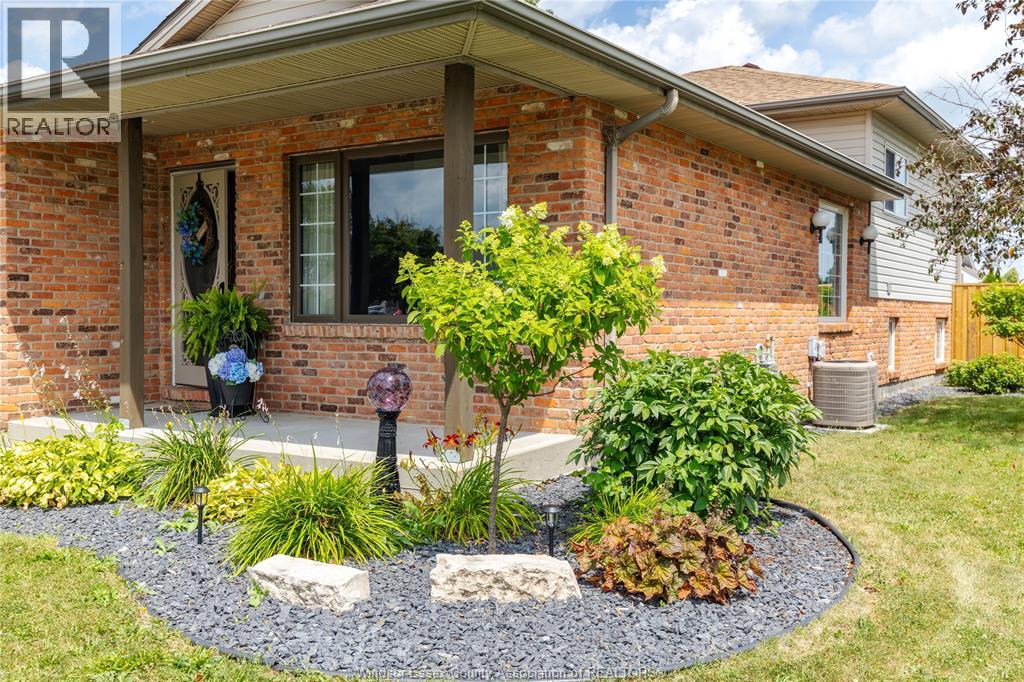682 Richmond, Amherstburg, Ontario  N9V 3Z6 - Photo 4 - 26017851