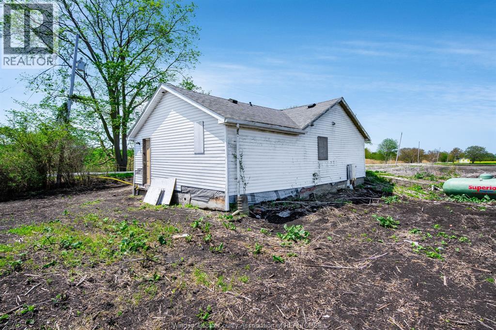 1833 Mersea Rd E, Leamington, Ontario  N8H 3V4 - Photo 10 - 26017869