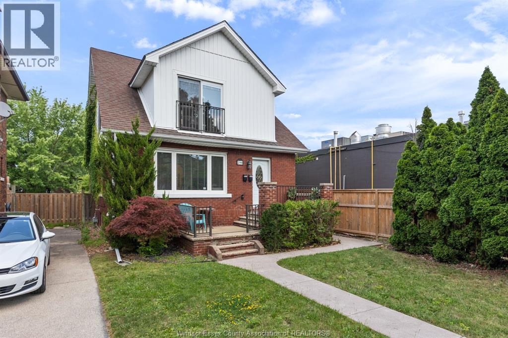 290 Thompson, Windsor, Ontario  N8S 2G4 - Photo 2 - 26017867