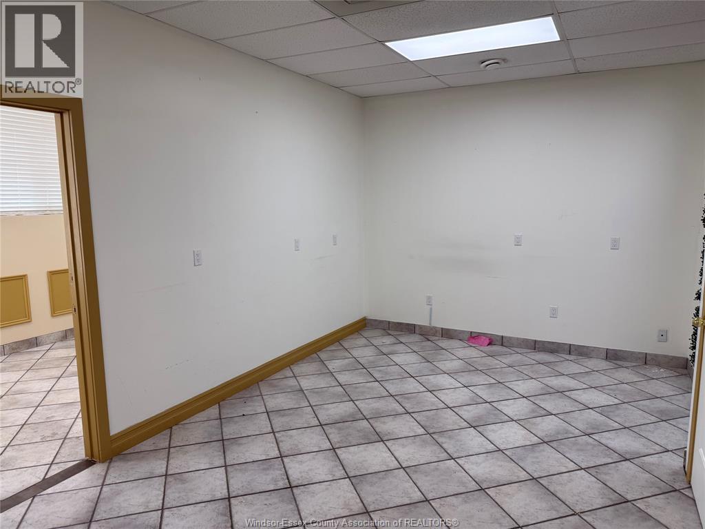 2534 Dougall Avenue Unit# B, Windsor, Ontario  N8X 1T6 - Photo 9 - 26017887