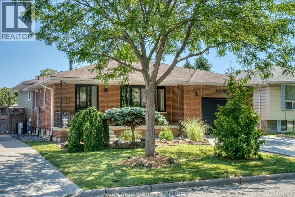 2954 Rushton Drive, Windsor, Ontario  N8R 1M4 - Photo 2 - 26017780