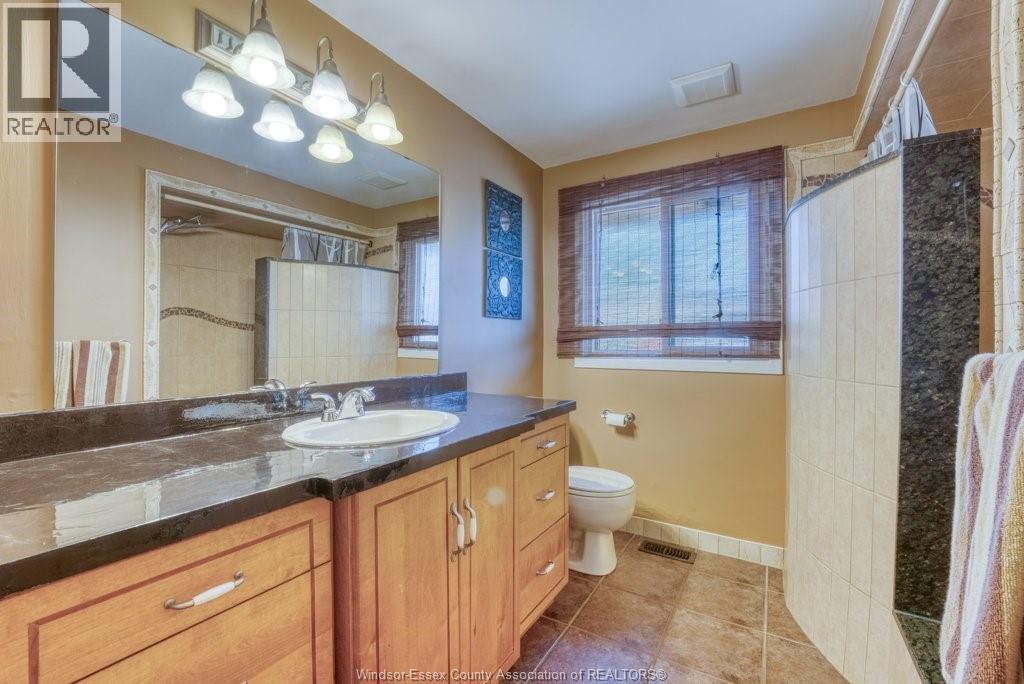 2954 Rushton Drive, Windsor, Ontario  N8R 1M4 - Photo 23 - 26017780