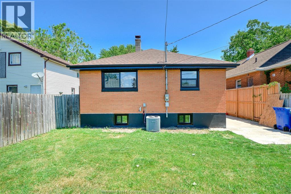 1473 Labadie Road, Windsor, Ontario  N8Y 4H2 - Photo 31 - 26017890