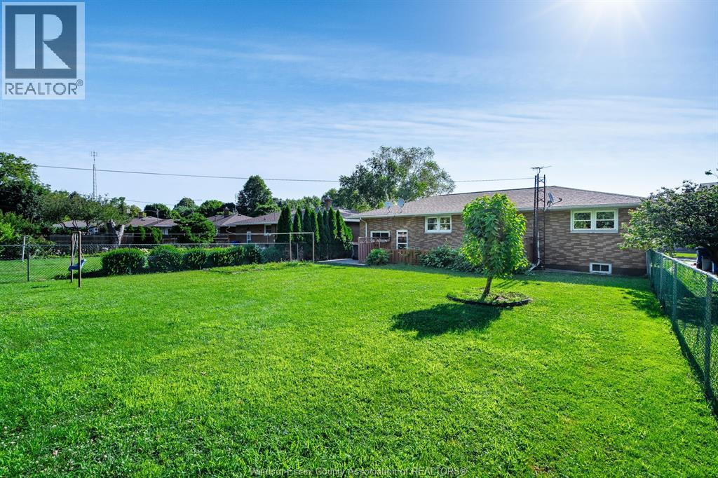 23 Garrison Avenue, Leamington, Ontario  N8H 2P1 - Photo 38 - 26017860