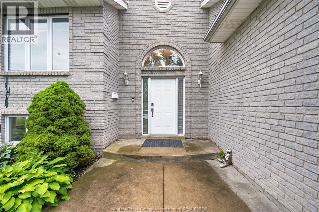 312 Bouffard, Lasalle, Ontario  N9J 1G2 - Photo 5 - 26017895