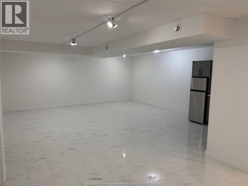 2528 Dougall Avenue Unit# B, Windsor, Ontario  N8X 1T6 - Photo 5 - 26017893