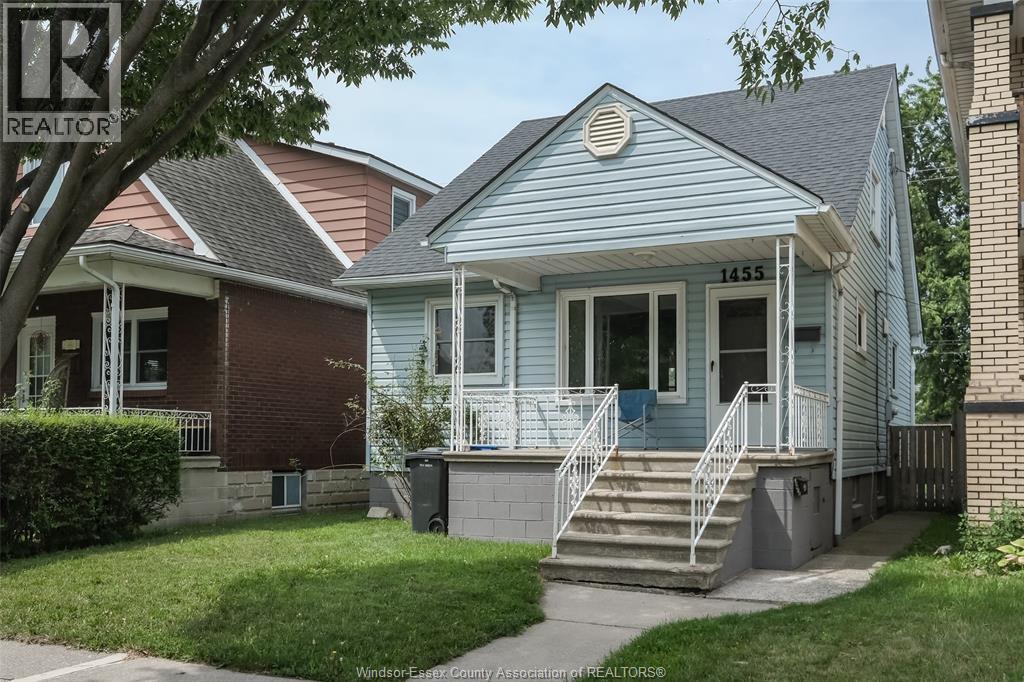1455 Henry Ford Circle Unit# 1, Windsor, Ontario  N8Y 2V2 - Photo 2 - 26017853