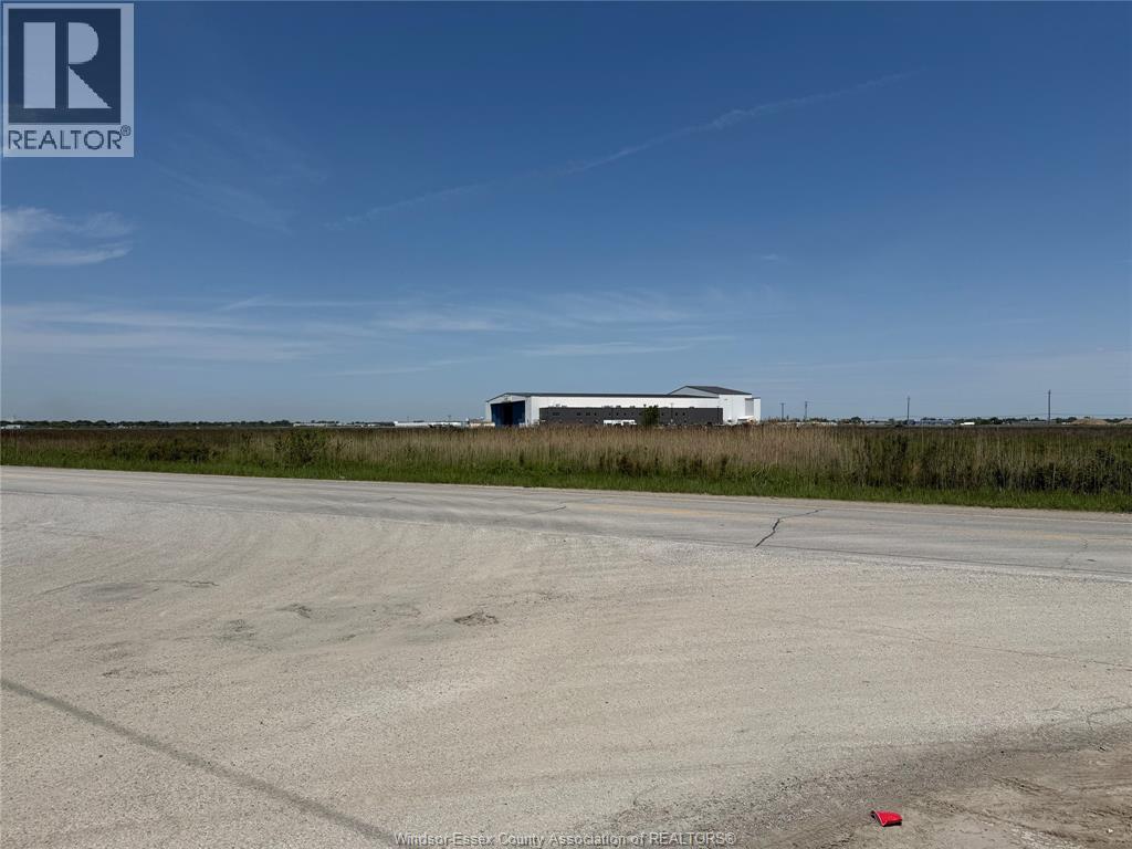 4325 County Rd 42 Unit# 9, Tecumseh, Ontario  N9A 6J3 - Photo 2 - 26017920