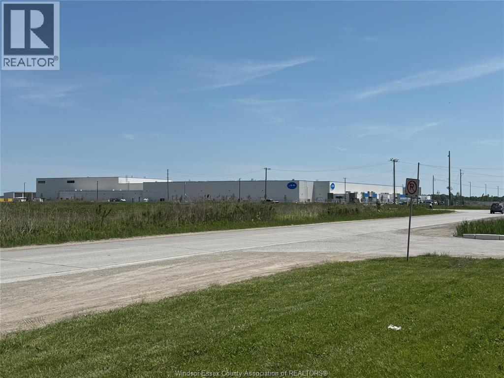 4325 County Rd 42 Unit# 9, Tecumseh, Ontario  N9A 6J3 - Photo 3 - 26017920
