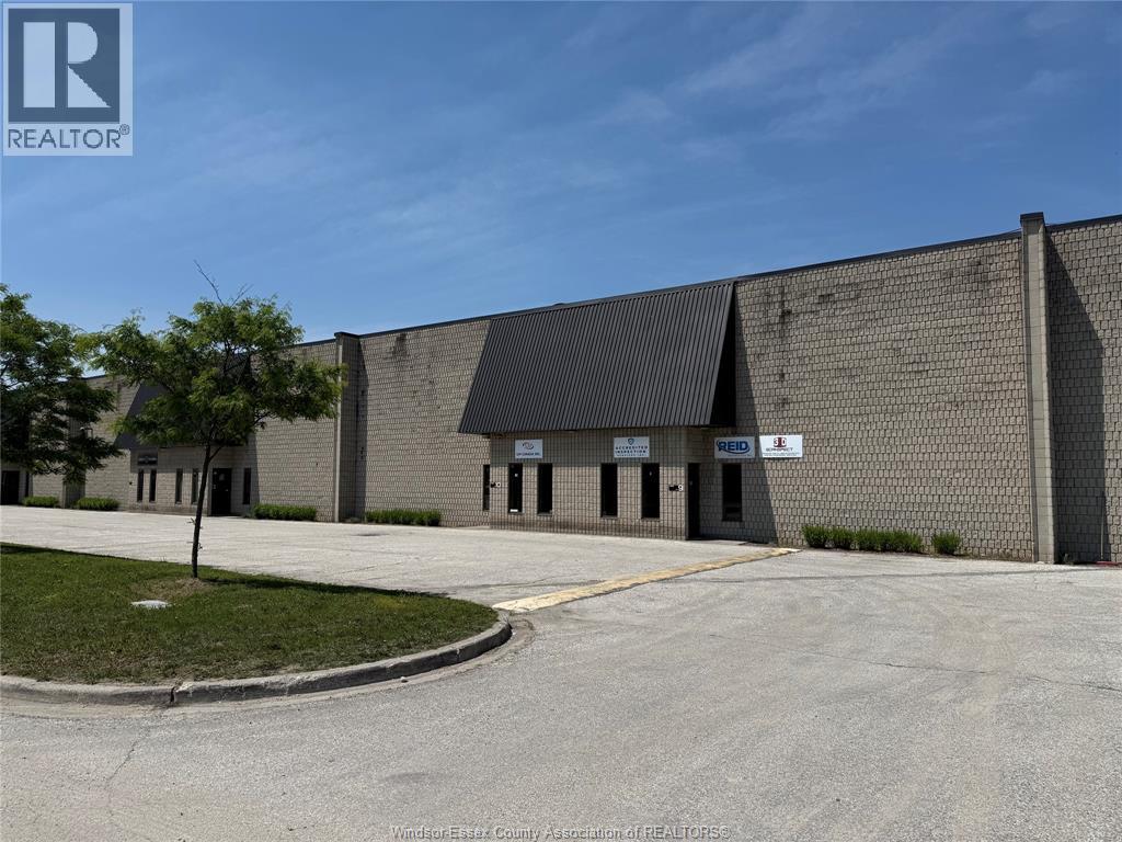 4325 County Rd 42 Unit# 9, Tecumseh, Ontario  N9A 6J3 - Photo 4 - 26017920