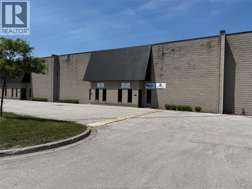4325 County Rd 42 Unit# 9, Tecumseh, Ontario  N9A 6J3 - Photo 5 - 26017920