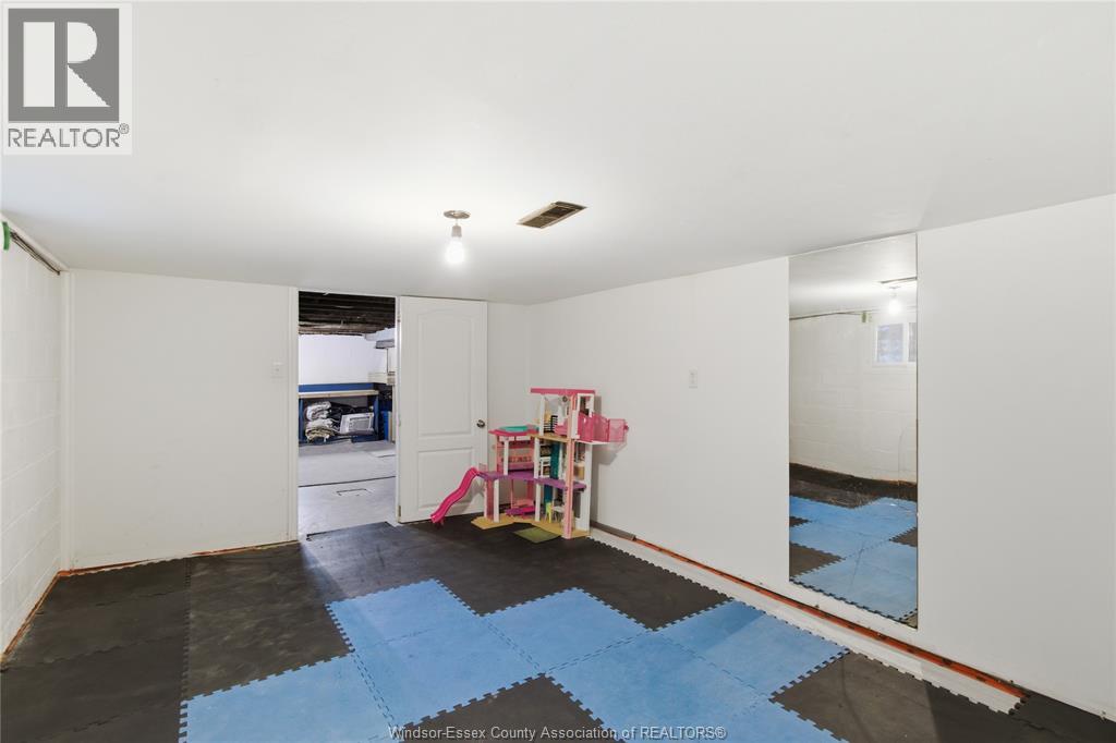 1220 Gladstone, Windsor, Ontario  N8X 3H3 - Photo 30 - 26017933