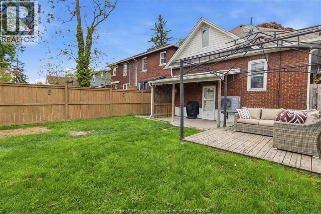 1220 Gladstone, Windsor, Ontario  N8X 3H3 - Photo 35 - 26017933