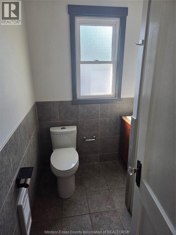 2371-2373 Lincoln Road, Windsor, Ontario  N8W 2R4 - Photo 7 - 26017903