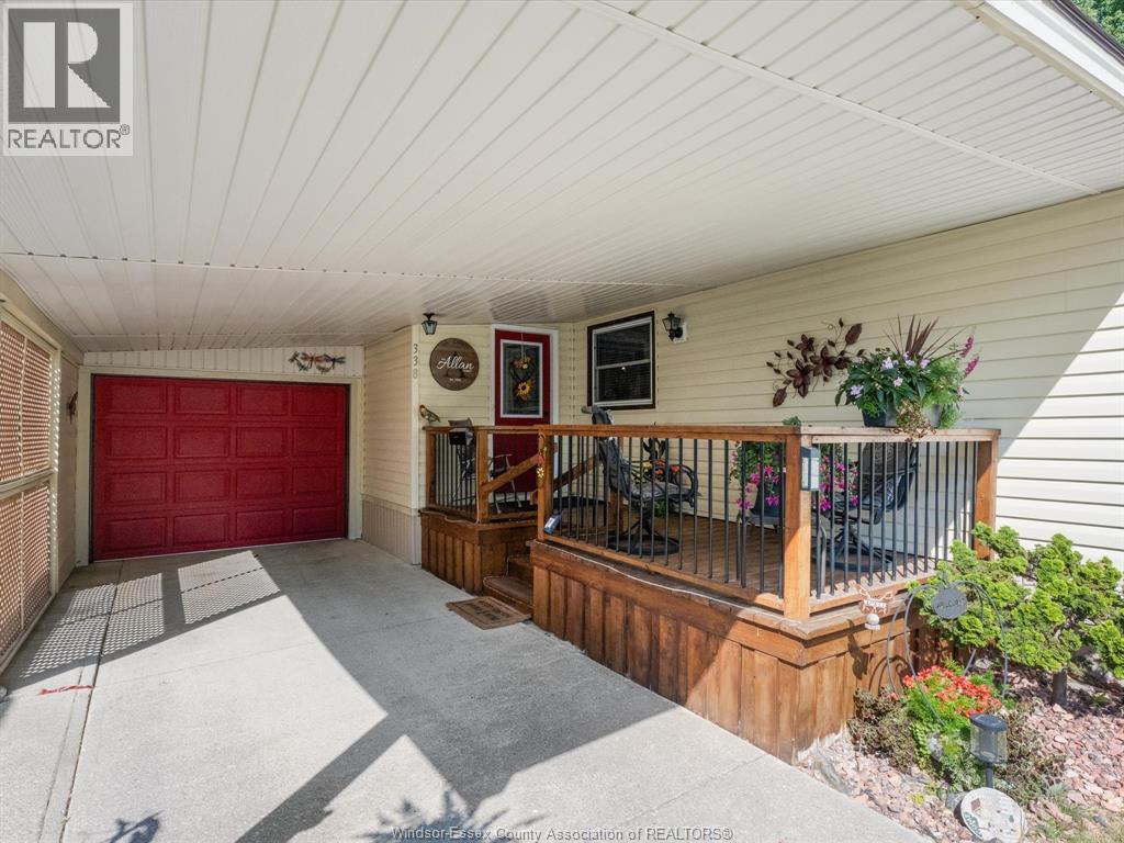 338 Drew Drive, Essex, Ontario  N8M 3A2 - Photo 3 - 26017947