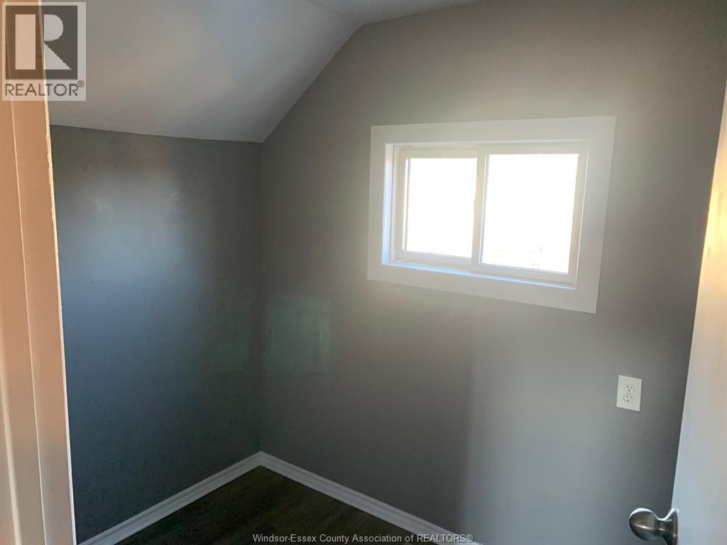 278 King Unit# Upper, Amherstburg, Ontario  N9V 2C6 - Photo 3 - 26017960