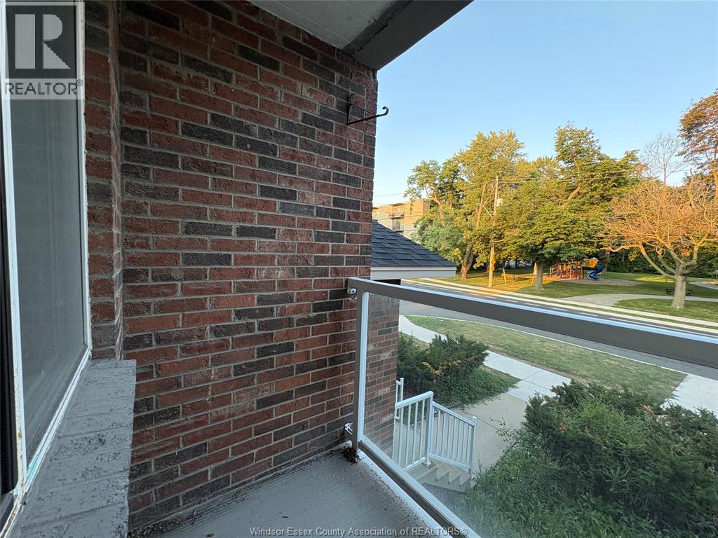 3044 Sandwich Unit# 202, Windsor, Ontario  N9C 1A4 - Photo 18 - 26017954