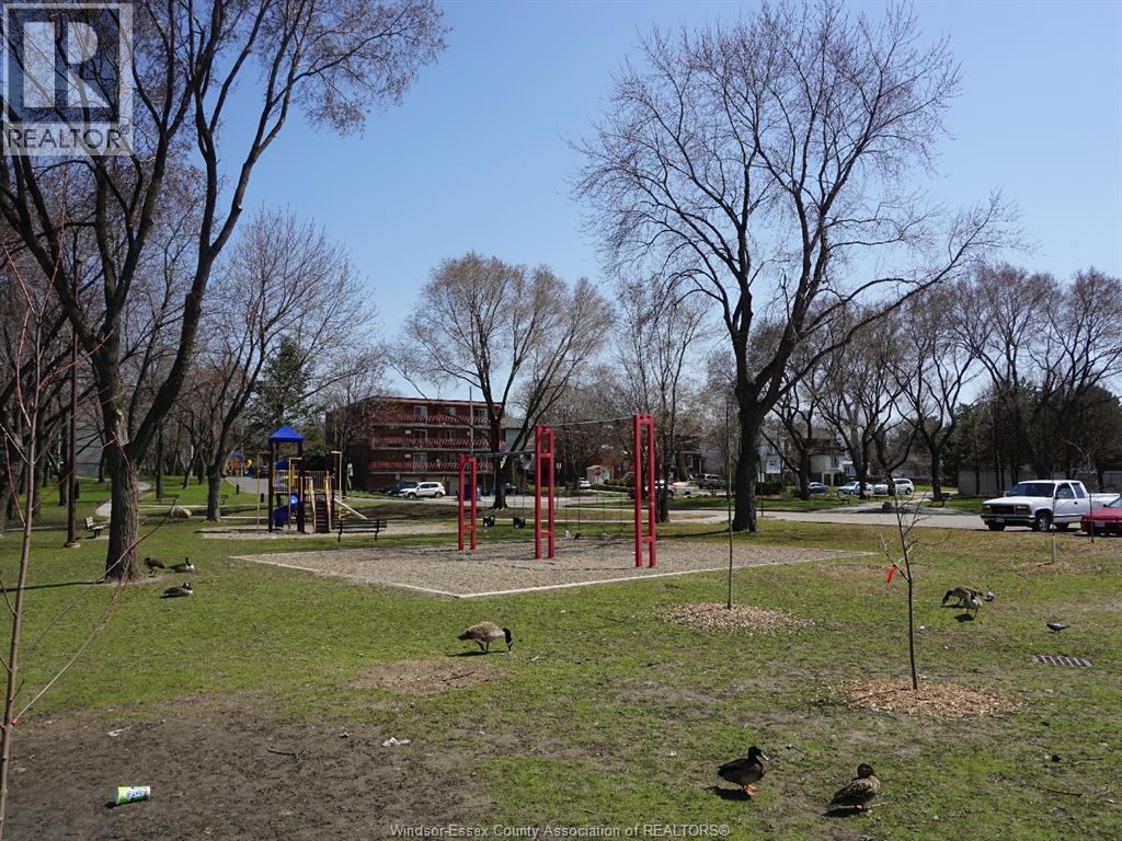 3044 Sandwich Unit# 202, Windsor, Ontario  N9C 1A4 - Photo 19 - 26017954