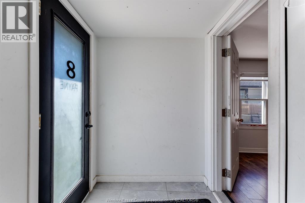 8 Payne Street, Chatham, Ontario  N7M 4M9 - Photo 3 - 26017963
