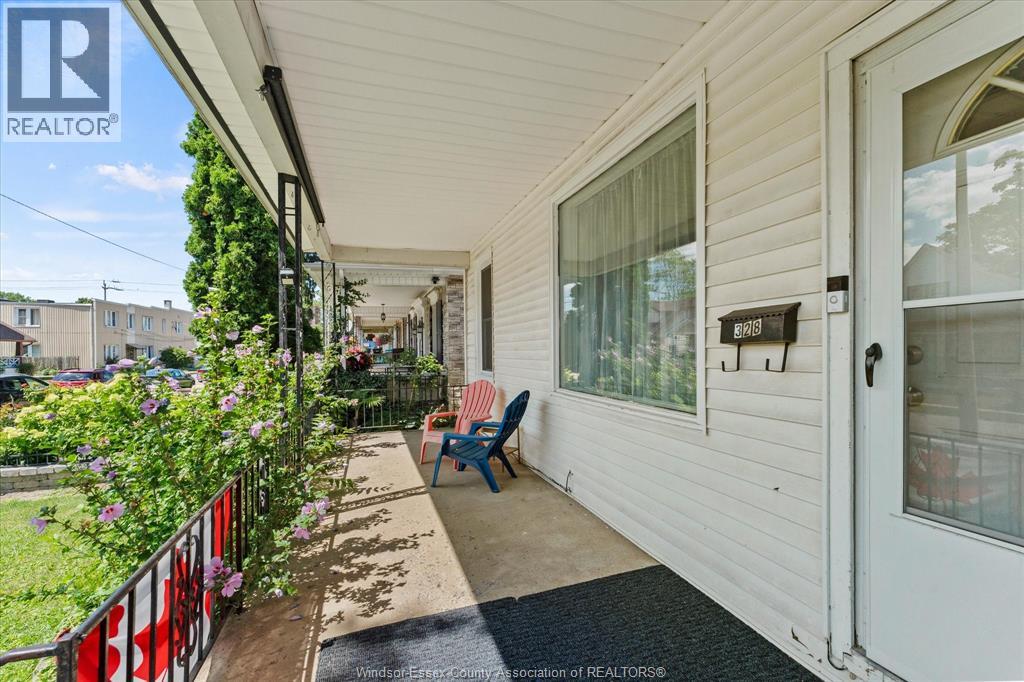 328 Josephine Avenue, Windsor, Ontario  N9B 2L1 - Photo 5 - 26017976