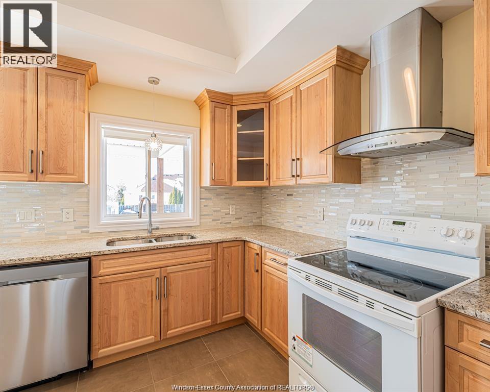 4001 Cosenza Street, Windsor, Ontario  N9G 0A5 - Photo 16 - 26017962