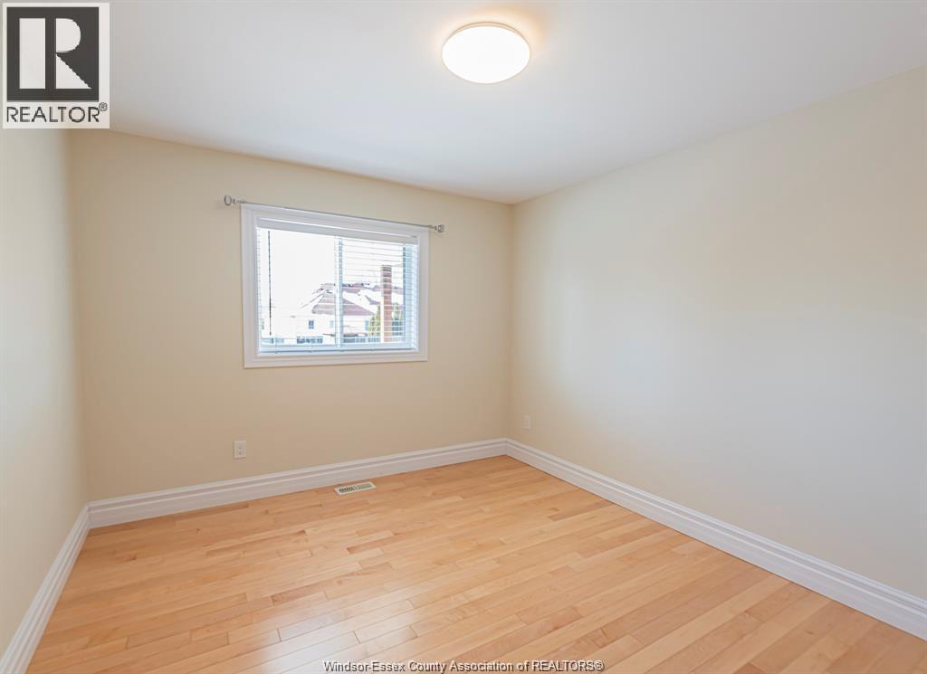 4001 Cosenza Street, Windsor, Ontario  N9G 0A5 - Photo 18 - 26017962