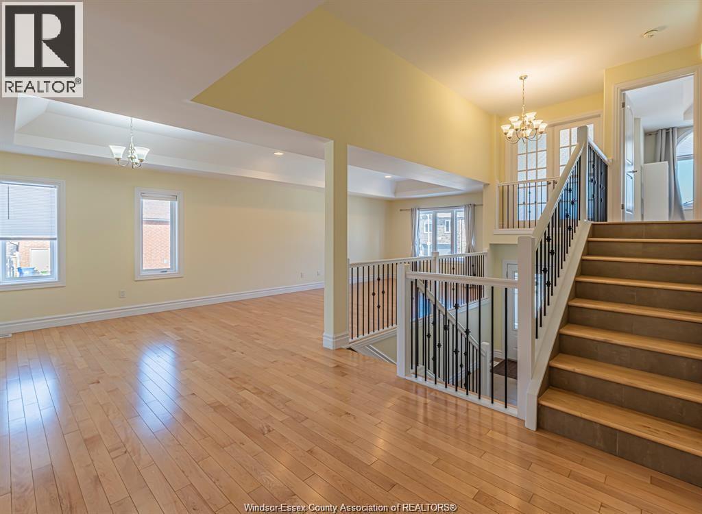 4001 Cosenza Street, Windsor, Ontario  N9G 0A5 - Photo 9 - 26017962