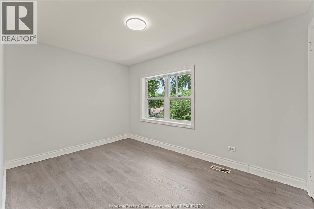 2330 Tecumseh Road West, Windsor, Ontario  N9B 1W1 - Photo 20 - 26017999