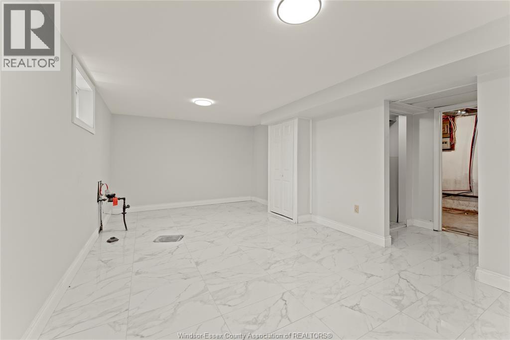 2330 Tecumseh Road West, Windsor, Ontario  N9B 1W1 - Photo 22 - 26017999