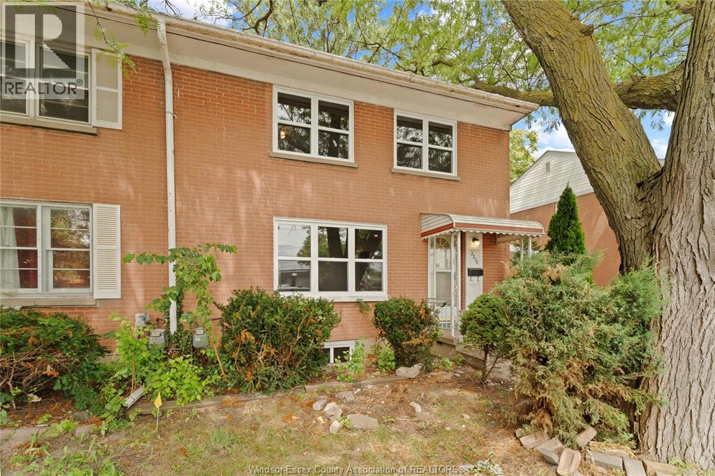 2330 Tecumseh Road West, Windsor, Ontario  N9B 1W1 - Photo 3 - 26017999