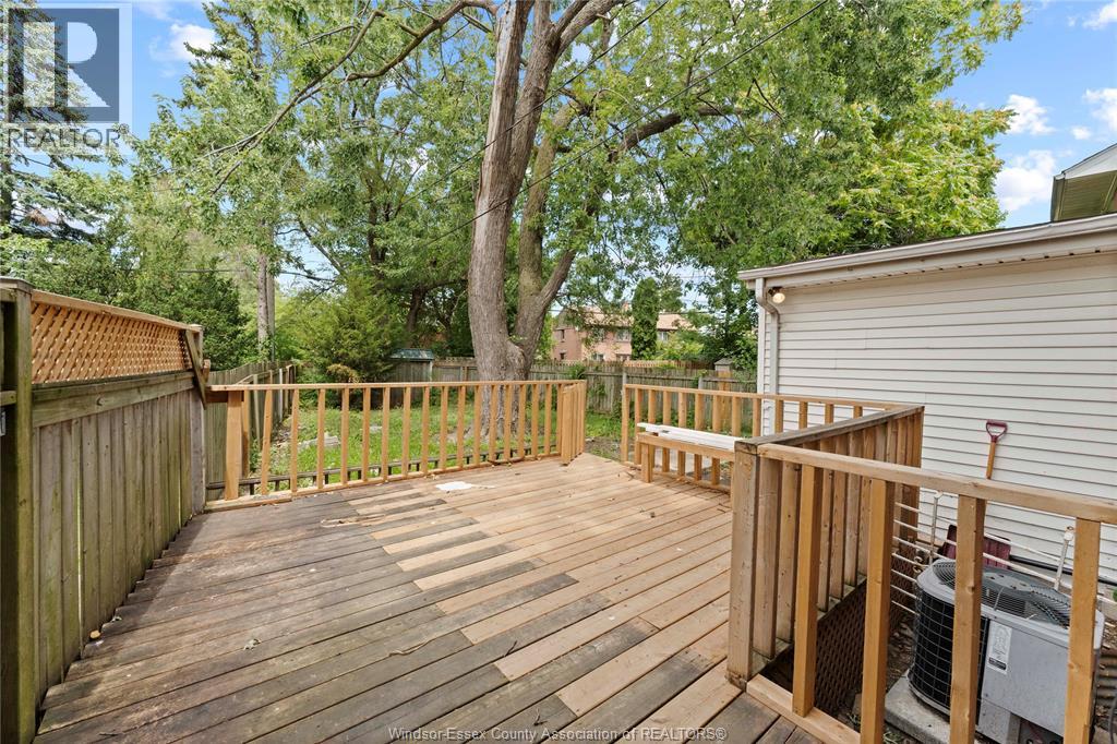 2330 Tecumseh Road West, Windsor, Ontario  N9B 1W1 - Photo 31 - 26017999
