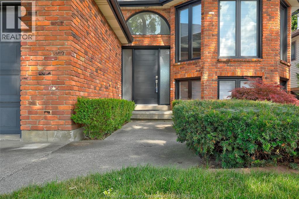 682 Michael Drive, Tecumseh, Ontario  N8N 4N2 - Photo 8 - 26018024