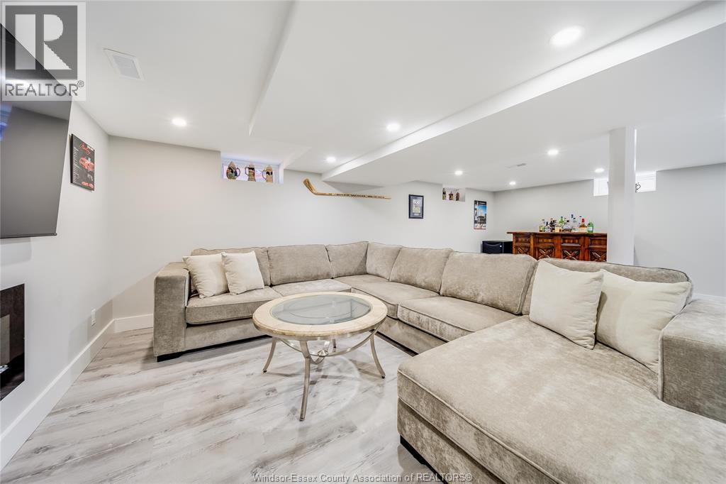 2777 Rockwell Boulevard, Windsor, Ontario  N9E 2A2 - Photo 29 - 26017944